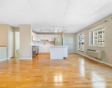 711 W Gordon Terrace - Photo Thumbnail 1
