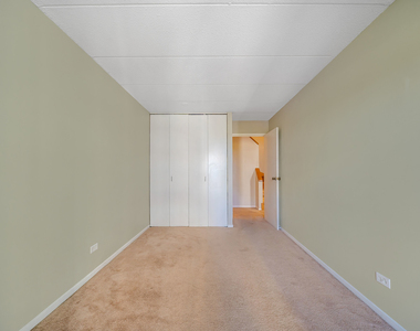711 W Gordon Terrace - Photo Thumbnail 15