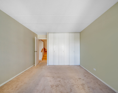 711 W Gordon Terrace - Photo Thumbnail 14