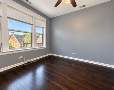 4555 S Wabash Avenue - Photo Thumbnail 11