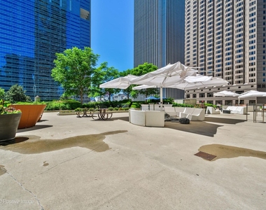225 N Columbus Drive - Photo Thumbnail 32