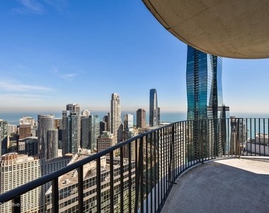 225 N Columbus Drive - Photo Thumbnail 29