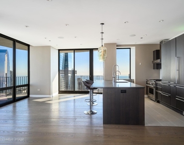 225 N Columbus Drive - Photo Thumbnail 7