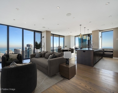 225 N Columbus Drive - Photo Thumbnail 2