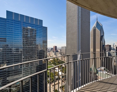 225 N Columbus Drive - Photo Thumbnail 23