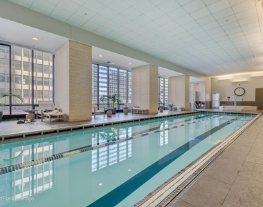 225 N Columbus Drive - Photo Thumbnail 31