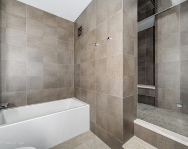 225 N Columbus Drive - Photo Thumbnail 16