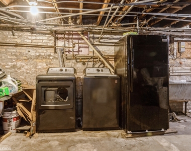 1633 Oak Avenue - Photo Thumbnail 14
