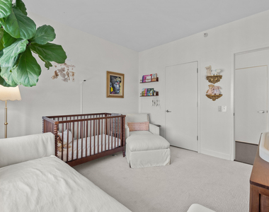 545 N Dearborn Street - Photo Thumbnail 15