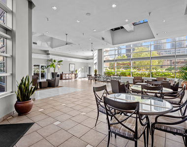545 N Dearborn Street - Photo Thumbnail 28