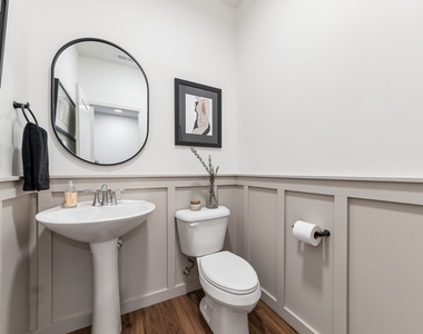 1088 Moraine Drive - Photo Thumbnail 6