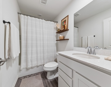 1088 Moraine Drive - Photo Thumbnail 11