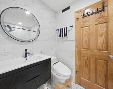 8524 Golfview Drive - Photo Thumbnail 24