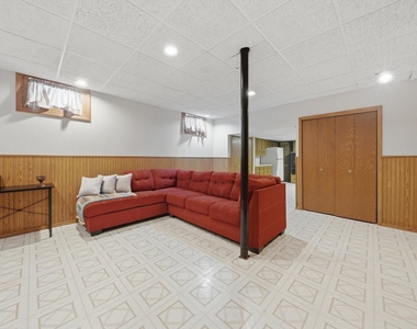 8524 Golfview Drive - Photo Thumbnail 26
