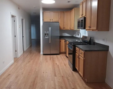 720 N Central Park Avenue - Photo Thumbnail 5