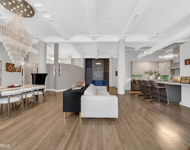 1000 W Washington Boulevard - Photo Thumbnail 10
