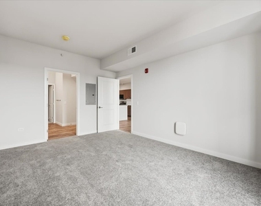 302 Miller Drive - Photo Thumbnail 13