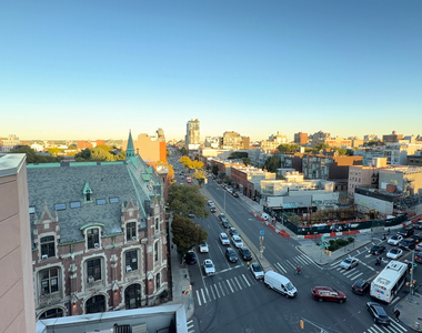 596 Washington Avenue - Photo Thumbnail 7