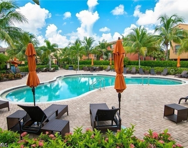 9065 Albion Lane N - Photo Thumbnail 16