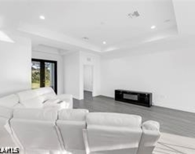 2801 Nancy Drive - Photo Thumbnail 3