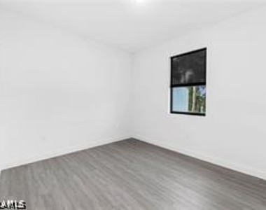 2801 Nancy Drive - Photo Thumbnail 13