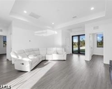 2801 Nancy Drive - Photo Thumbnail 4