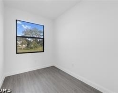 2801 Nancy Drive - Photo Thumbnail 14
