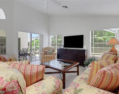 3661 Sunland Lane - Photo Thumbnail 12