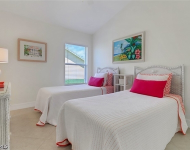 3661 Sunland Lane - Photo Thumbnail 19