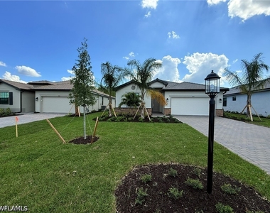 19274 Hinkley Drive - Photo Thumbnail 3