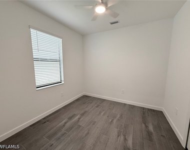 19274 Hinkley Drive - Photo Thumbnail 33