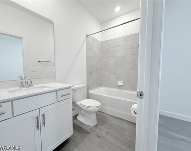 19274 Hinkley Drive - Photo Thumbnail 23