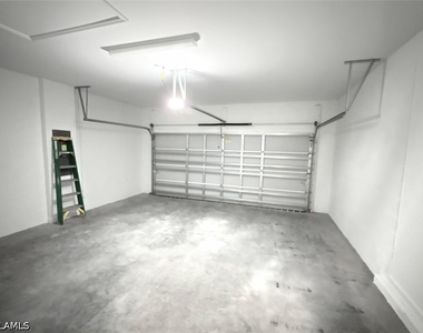 19274 Hinkley Drive - Photo Thumbnail 37