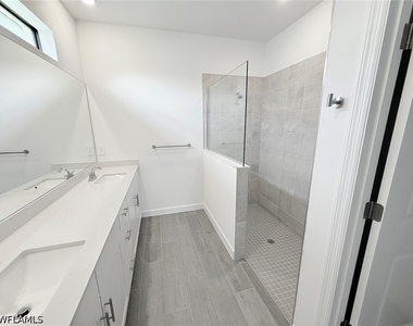 19274 Hinkley Drive - Photo Thumbnail 15