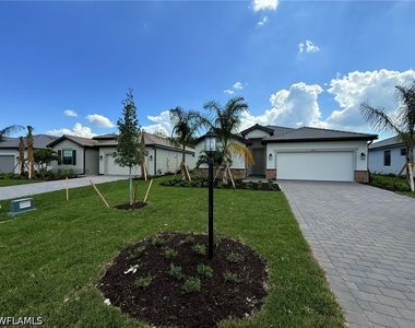 19274 Hinkley Drive - Photo Thumbnail 4