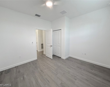 19274 Hinkley Drive - Photo Thumbnail 29