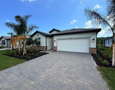 19274 Hinkley Drive - Photo Thumbnail 2