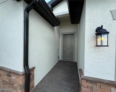 19274 Hinkley Drive - Photo Thumbnail 5