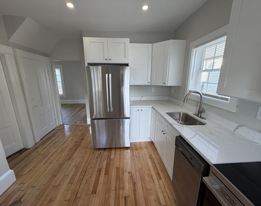 319 Jewett - Photo Thumbnail 4