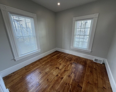 319 Jewett - Photo Thumbnail 9