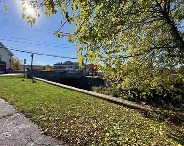 139 Main - Photo Thumbnail 3