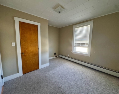 139 Main - Photo Thumbnail 11
