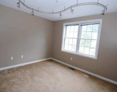 75 Barrington - Photo Thumbnail 2