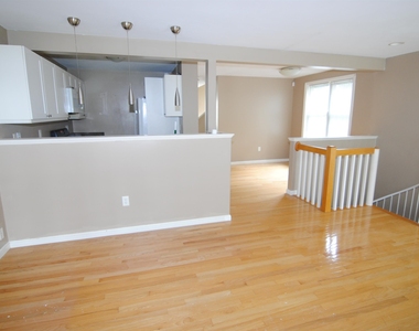 75 Barrington - Photo Thumbnail 9