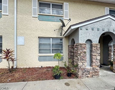 6635 Warwick Circle - Photo Thumbnail 2