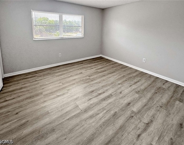 6635 Warwick Circle - Photo Thumbnail 19