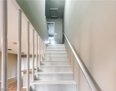 6635 Warwick Circle - Photo Thumbnail 10