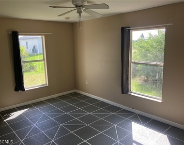 347 Parish Avenue - Photo Thumbnail 1