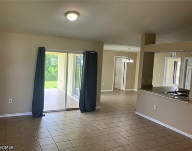 347 Parish Avenue - Photo Thumbnail 6