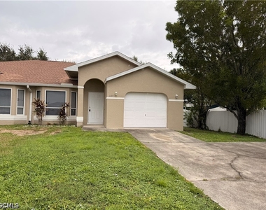 1127 Diplomat Parkway E - Photo Thumbnail 14